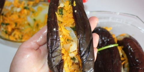 Presovani patlidžan sa šargarepom, belim lukom, začinskim biljem za zimu: najbolji recepti